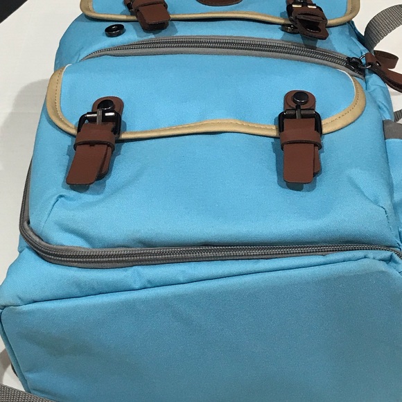 Go Groove Camera Backpack - Picture 3 of 6